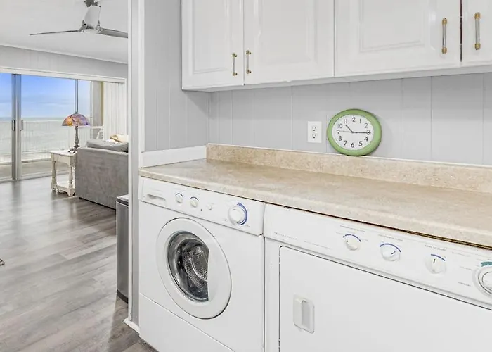 Holiday home Oceanfront Calypso With Ocean View Balcony Wifi Laundry & Shared Pool Ocean City